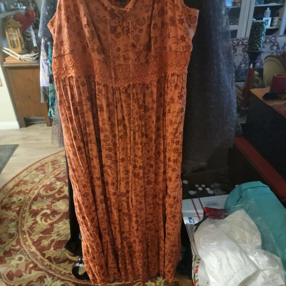 3x torrid sailing ditsy floral - Picture 6 of 7